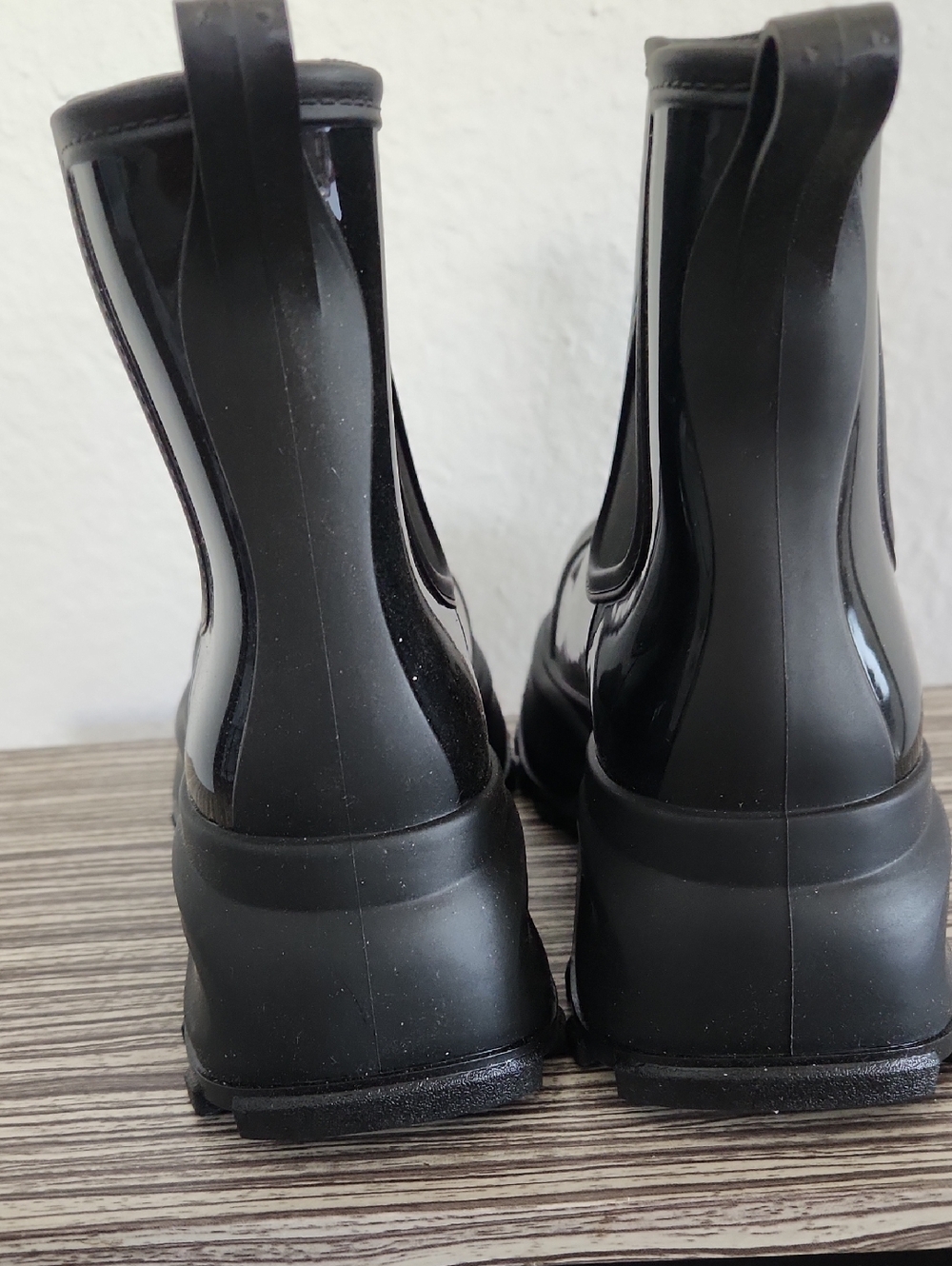 NWOT..Black Patent Chelsea Rain Boots - Picture 4 of 8